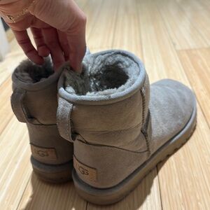 UGG grey - ultra classic mini